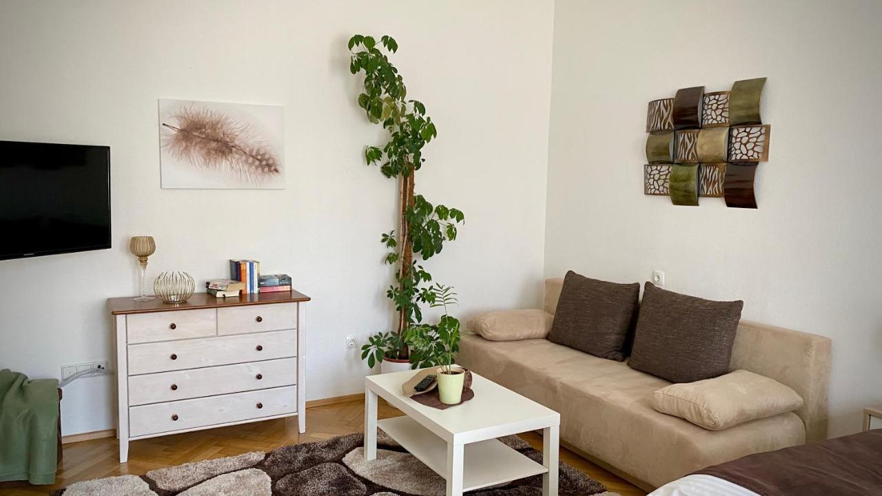 לאובן Apartment Im Gruenen מראה חיצוני תמונה