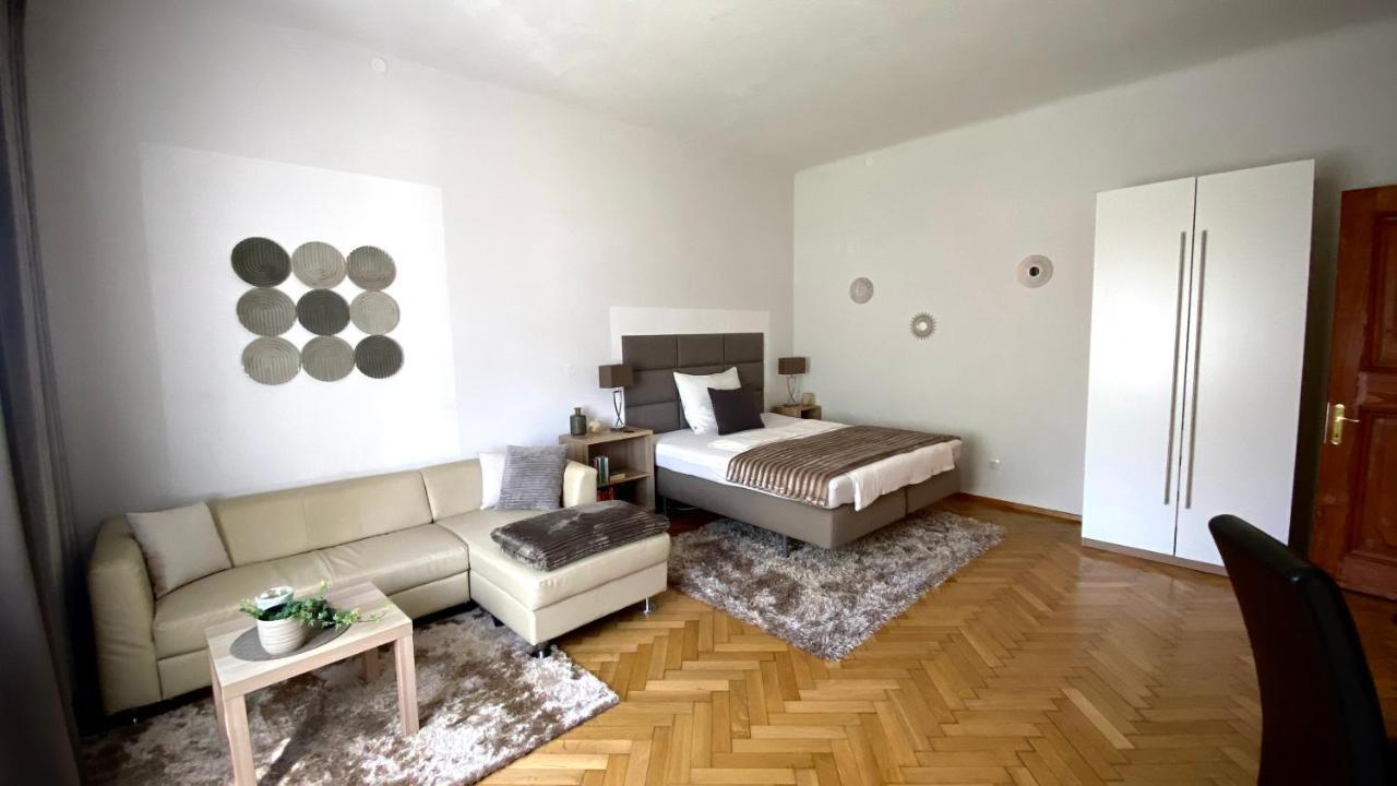 לאובן Apartment Im Gruenen מראה חיצוני תמונה