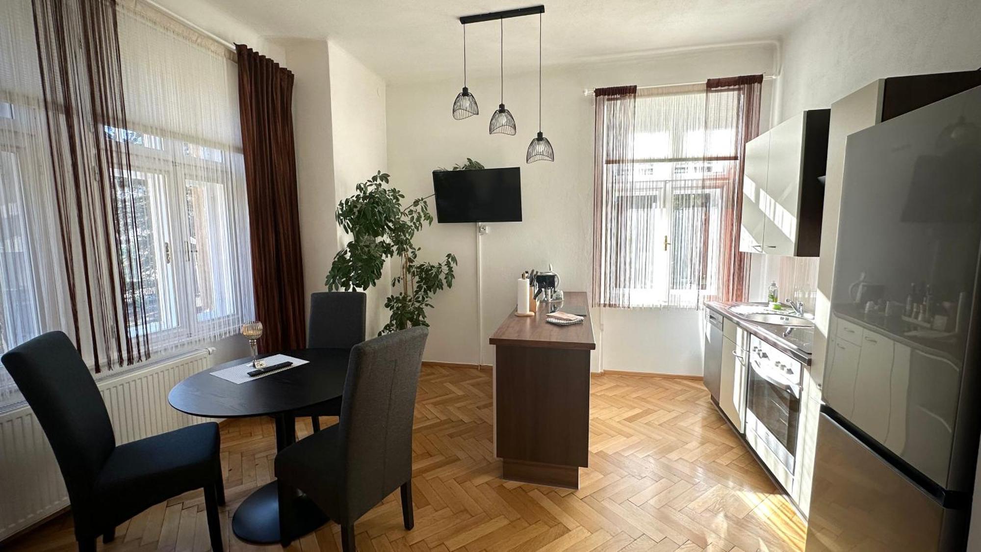 לאובן Apartment Im Gruenen מראה חיצוני תמונה